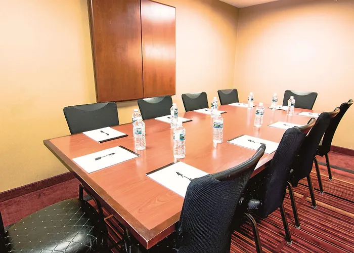 La Quinta By Wyndham Chicago Tinley Park