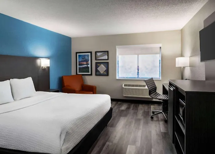 La Quinta By Wyndham Chicago
