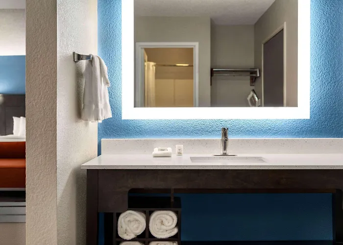 Hotel La Quinta By Wyndham Chicago 3*