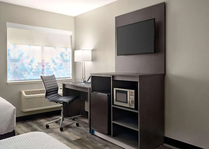 La Quinta By Wyndham Chicago Hotel Tinley Park
