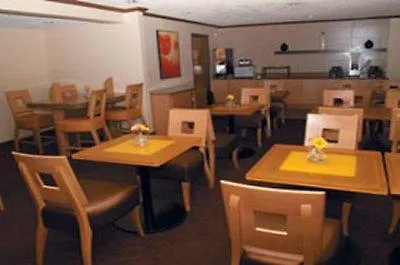 La Quinta By Wyndham Chicago Hotel Tinley Park